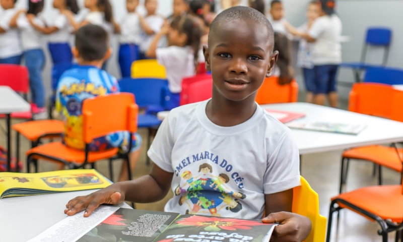Manaus atinge nível ouro no Selo Nacional de Compromisso com a Alfabetização
