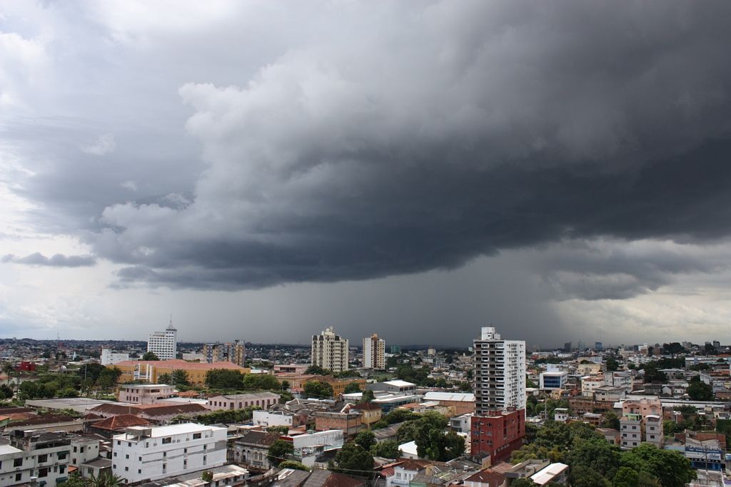Tempestades Atingirão Manaus e Municípios do AM nesta Segunda-feira (17)