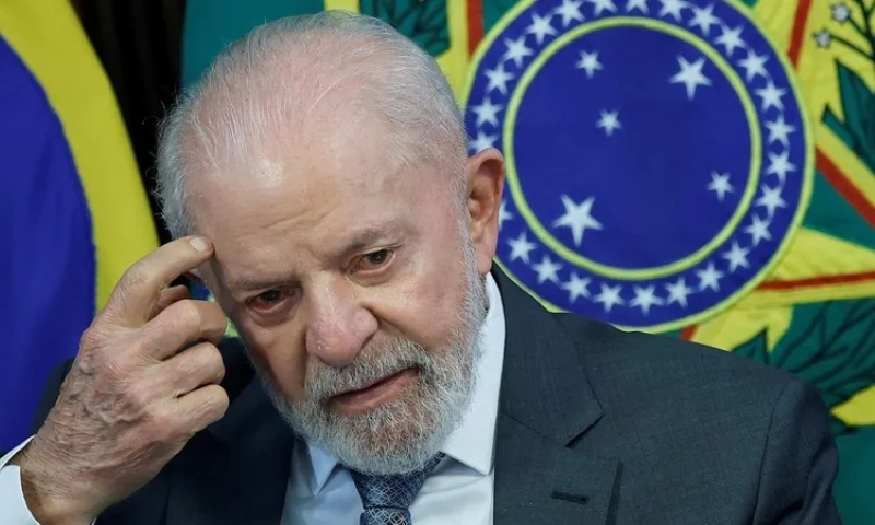 Índice de rejeição de Lula alcança 55% e estabelece novo recorde, aponta levantamento