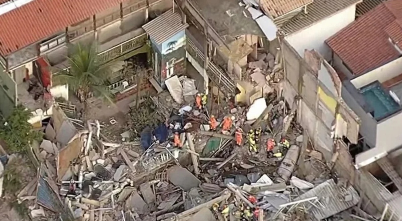 Casa de repouso desaba e deixa idosos em risco de vida