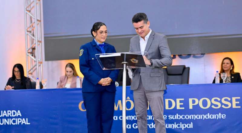 David Almeida empossa primeira mulher comandante da Guarda Municipal e inicia concurso para novos agentes
