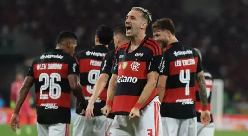 No Maracanã lotado, Flamengo vence o Remo e se aproxima da liderança