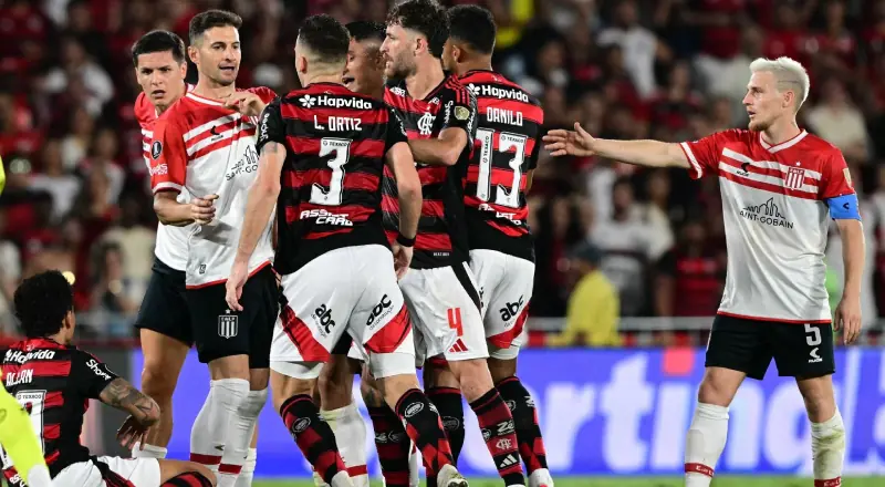 Flamengo enfrenta o Estudiantes e busca vitória na Libertadores