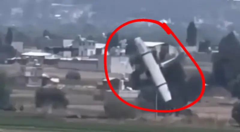 Avião de pequeno porte cai no México e provoca tragédia fatal