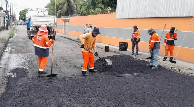 Prefeitura de Manaus intensifica recuperação asfáltica em Colônia Santo Antônio