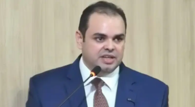 Ato falho: Roberto Cidade admite precariedade do interior do AM