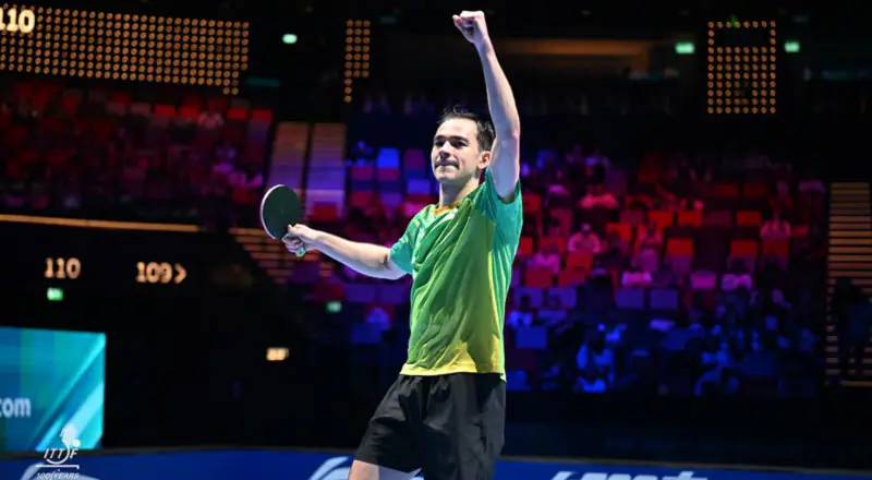 Hugo Calderano derrota francês e busca bi na Copa do Mundo