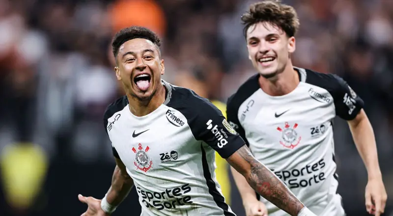 Só deu Timão: Corinthians lidera a Libertadores com triunfo