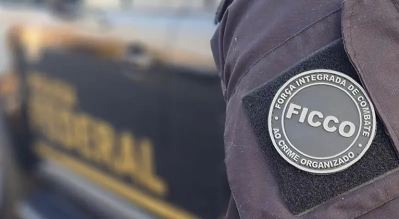 Conheça a força-tarefa que combate o PCC e o CV no Brasil