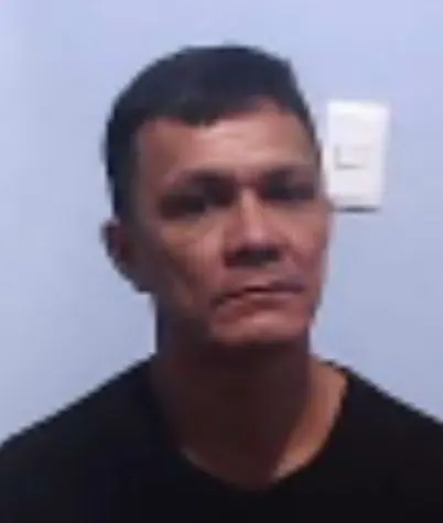 Foragido: homem acusado de abusar de menina de 11 anos alerta comunidade