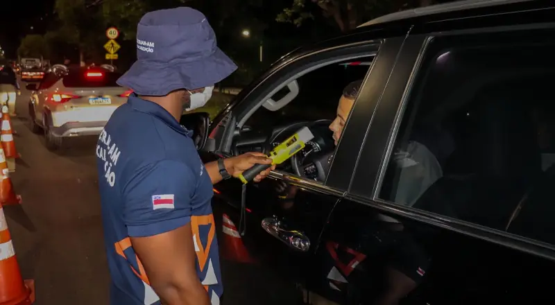Operação do Detran-AM flagra 40 motoristas bêbados e irregulares