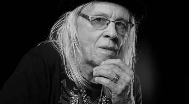 Morre Luiz Carlini, ícone do rock brasileiro, aos 73 anos
