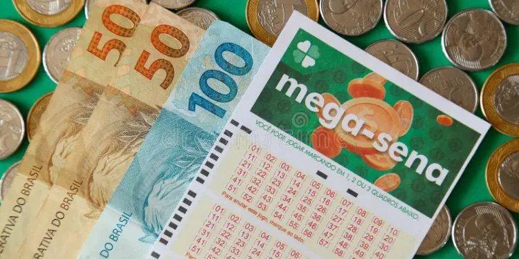 Mega-Sena acumula e prêmio principal pode mudar sua vida!