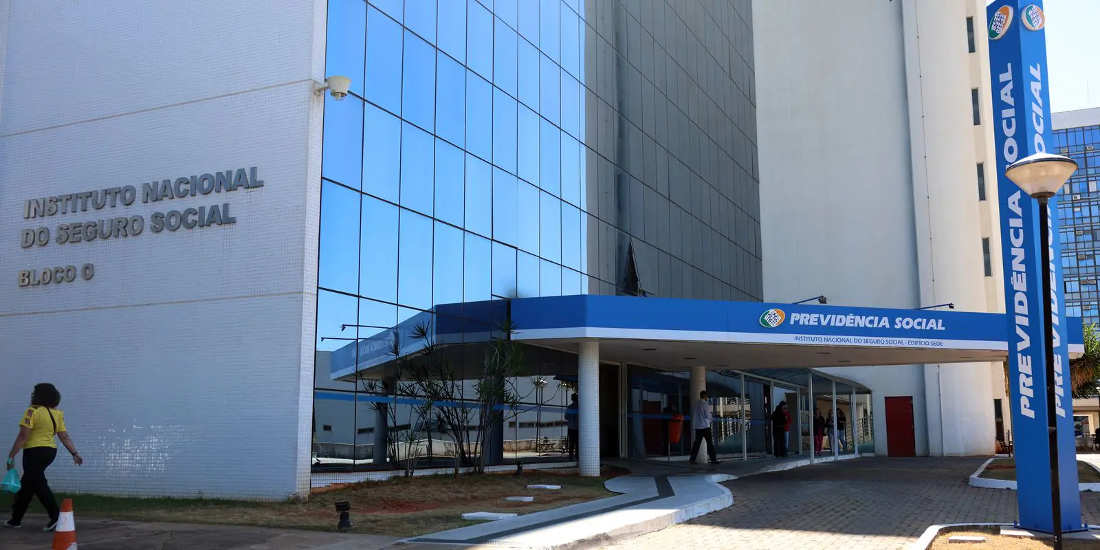 INSS: saiba como contestar descontos indevidos rapidamente