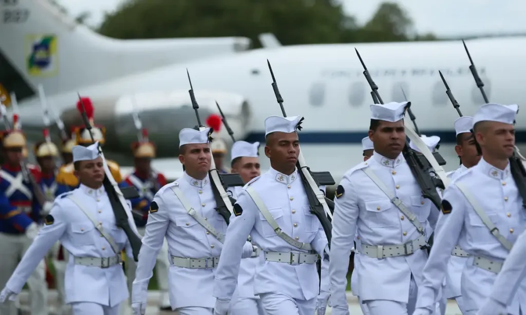 Termina nesta terça-feira prazo para alistamento militar 2023