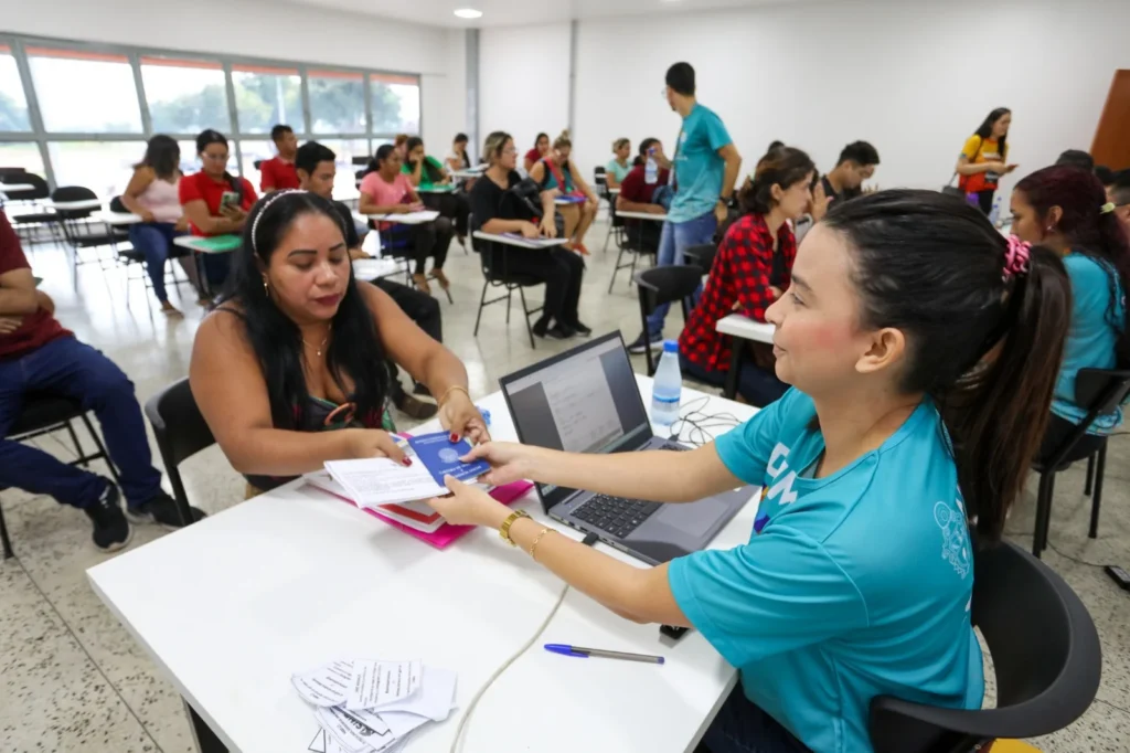 Sine Manaus oferta 648 vagas de emprego para sua carreira hoje