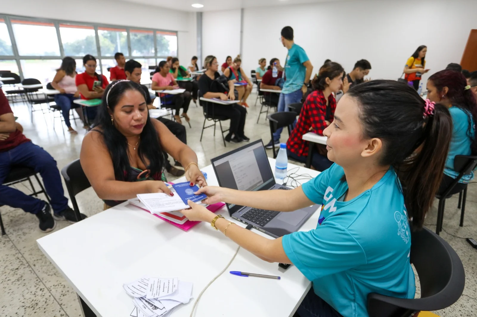 Sine Manaus oferta 648 vagas de emprego para sua carreira hoje