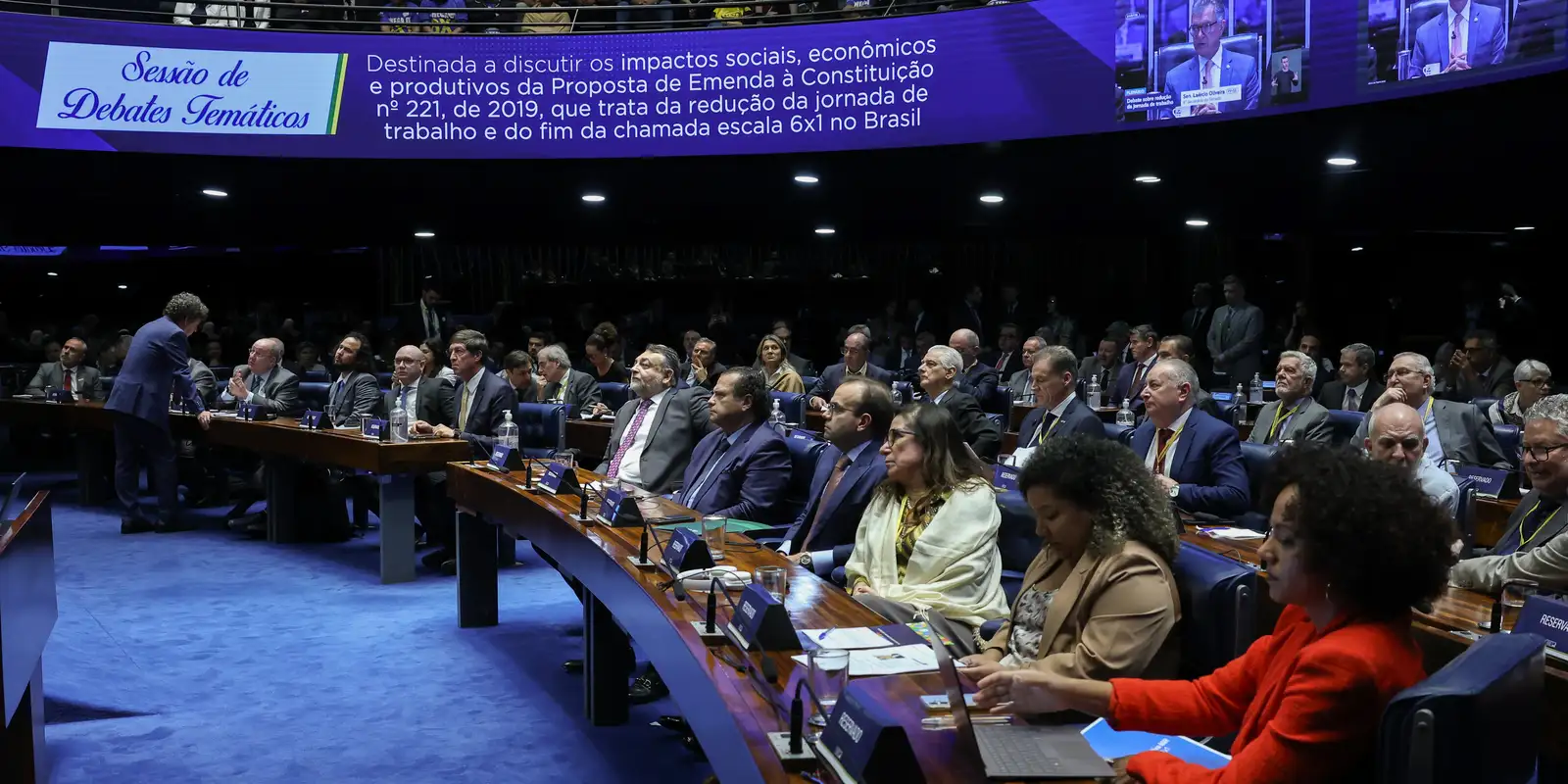 Empresários se mobilizam para barrar a PEC 6×1 no Senado hoje