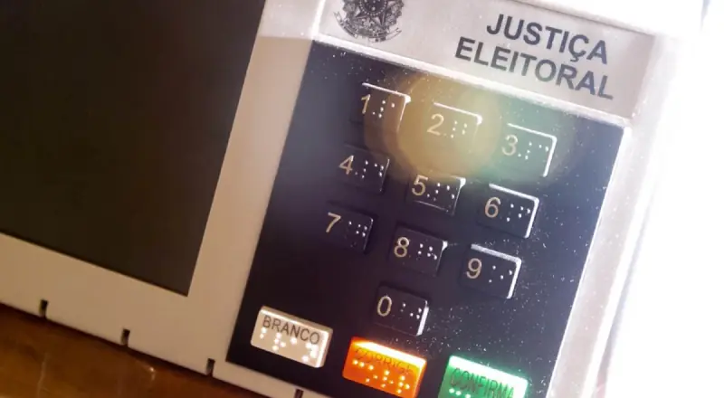 Confira como solicitar o voto em trânsito e votar fora da sua cidade