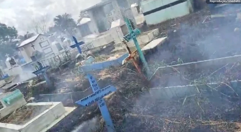 Incêndio atinge área do Cemitério Nossa Senhora Aparecida e causa prejuízo