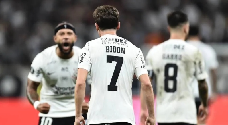 Libertadores: Corinthians garante vaga nas quartas com vitória final