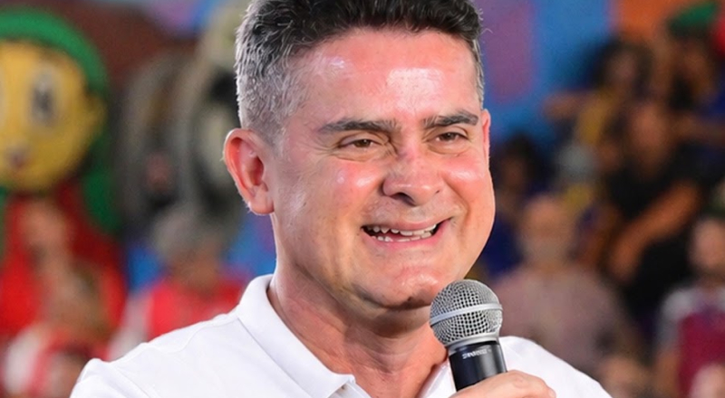 David Almeida participa do primeiro debate das Eleições 2026 com propostas para o Amazonas