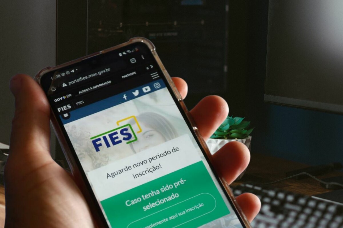 Fies: pré-selecionados devem complementar informações até terça