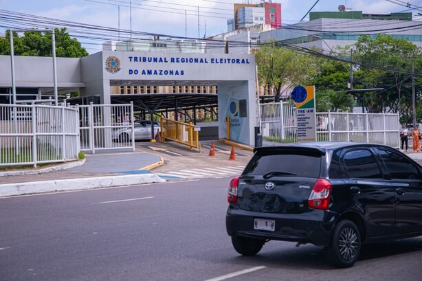 Carros de aplicativo não podem exibir propaganda eleitoral: entenda!