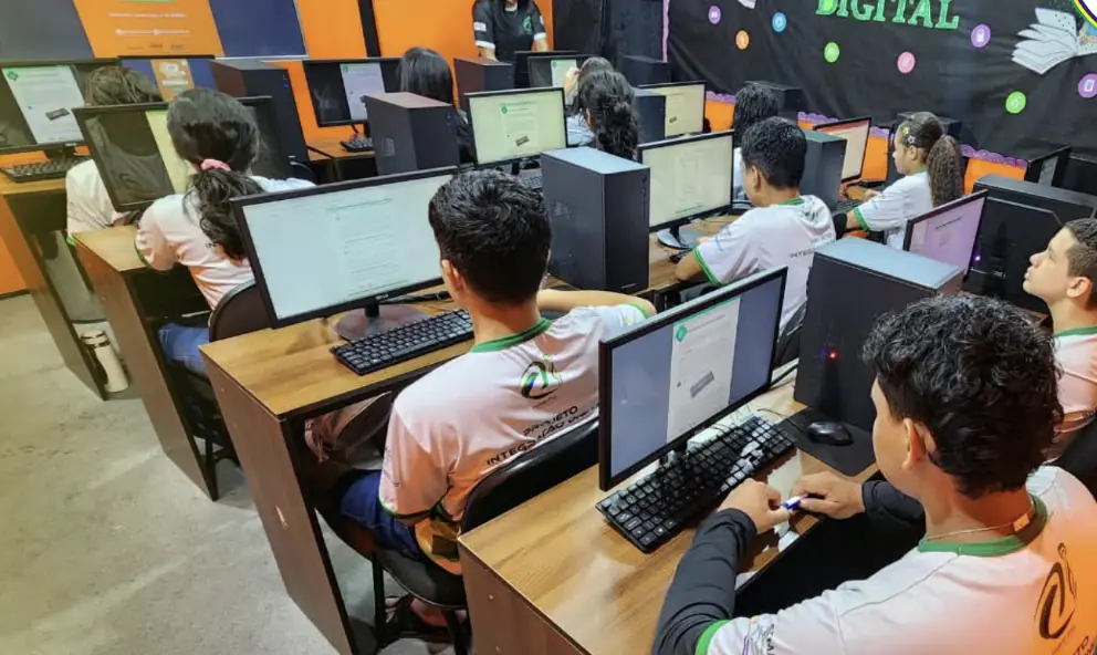 Curso gratuito de informática: inscreva jovens de 13 a 17 anos