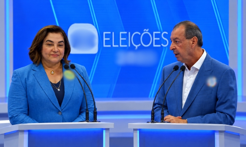 Omar Aziz afirma que não há denúncias contra ele por pedofilia